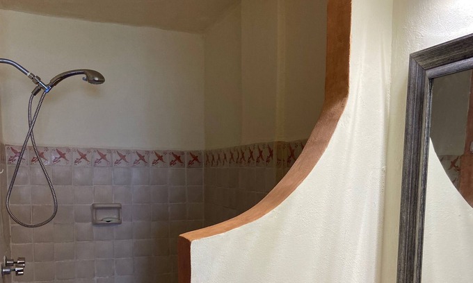 Olimpica Condo | Well located condo in Las Glorias/Versalles in Puerto Vallarta, close to beach
