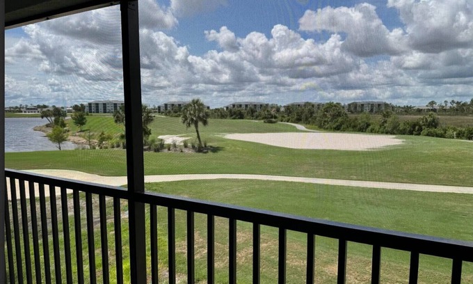 Venice Condo | Wellen Park Golf & Country Club 2+ Bedroom Veranda with Golf Course View