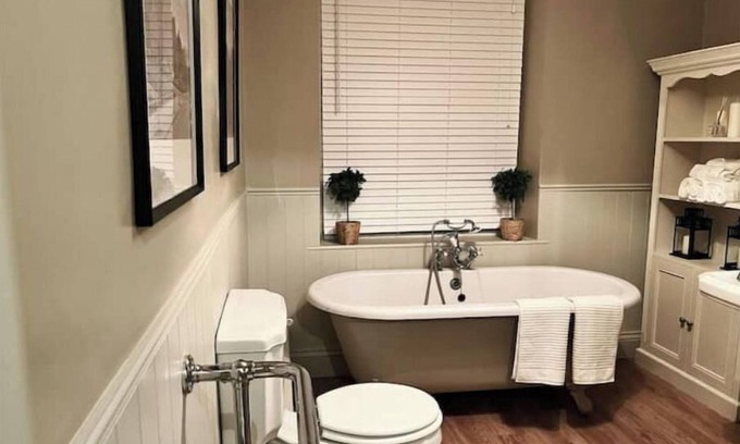 Ilkley Cottage | Wellington Cottage