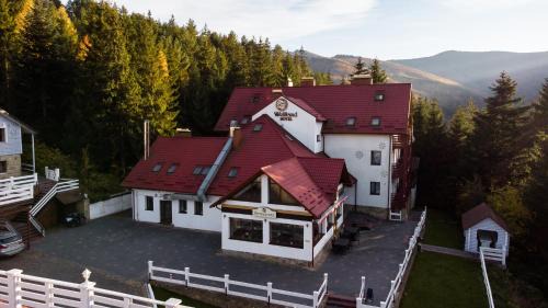 Yaremche Hotel | Wellland Hotel