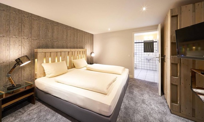 Zeltingen-Rachtig House | Wellness Apartment Nahe in the GH am Weingarten - Hotel Zeltinger Hof