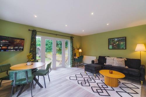 Windsor House | Wellness Escape by River, Sauna, Heated Pool, Hot Tub