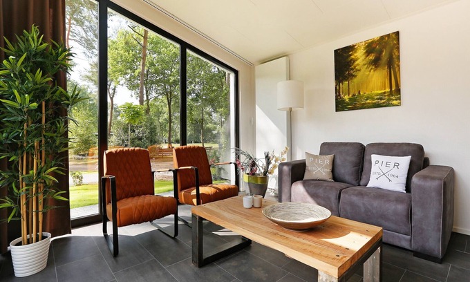 Markelo Ski Chalet | Wellness Forest Retreat