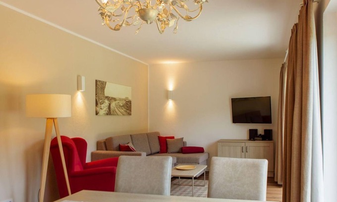 Niederrathen Apartment | Wellness suite, 2 bedrooms, balcony, sauna - elbresort