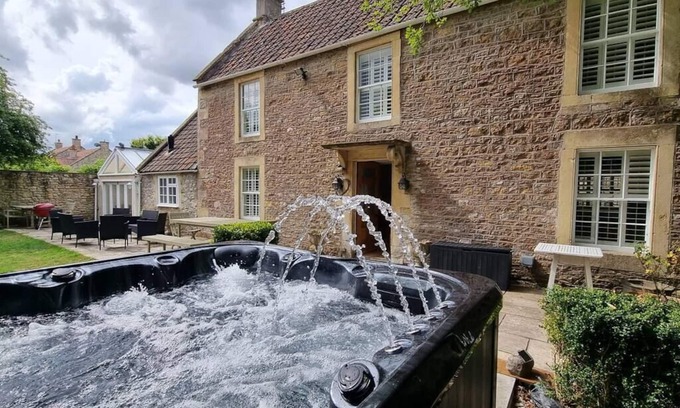Shoscombe House | Wellow Farmhouse