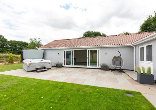 Fakenham House | Wensum Retreat