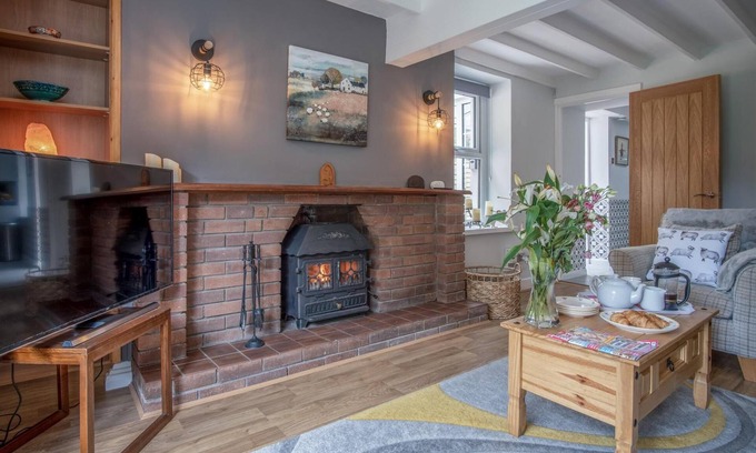 Birchgrove House | Wern Y Glais - 2 Bed - Glais