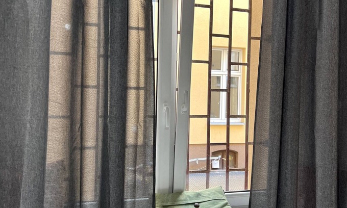 Wesoła Zachod House | West.13 Guest Rooms