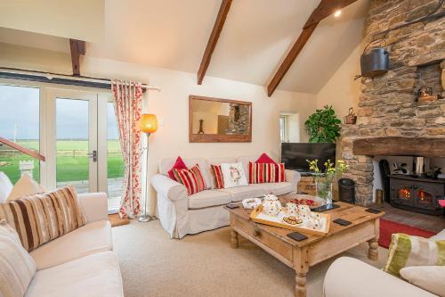 St Brides House | West Barn
