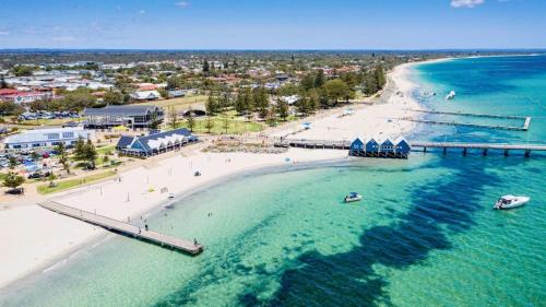 West Busselton House | West Busselton Cottage