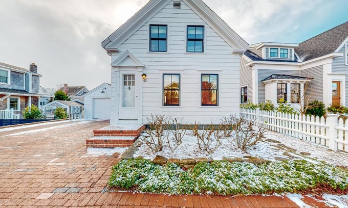 Provincetown House | West End Cottage