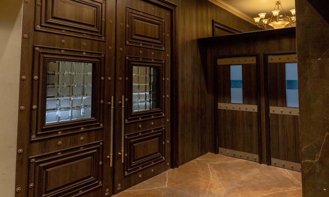 Marine Lines Hotel | West End Hotel