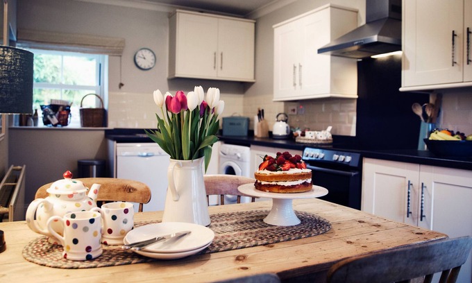 Barnard Castle Cottage | West House