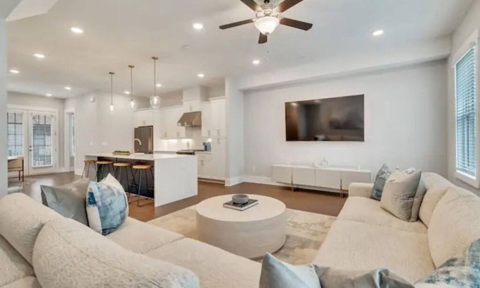 Westside House | West Midtown Townhouse w/Rooftop/Beltline Access