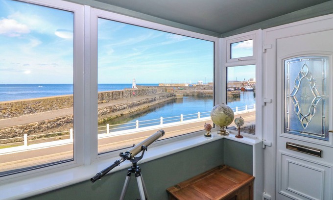 Macduff Cottage | West Pier Cottage