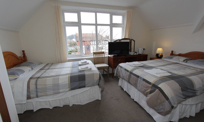 Colwyn Bay Bed & Breakfast | West Point Hotel Bed & Breakfast