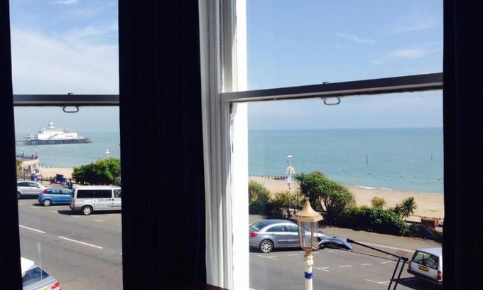 Eastbourne Seafront Hotel | West Rocks Townhouse