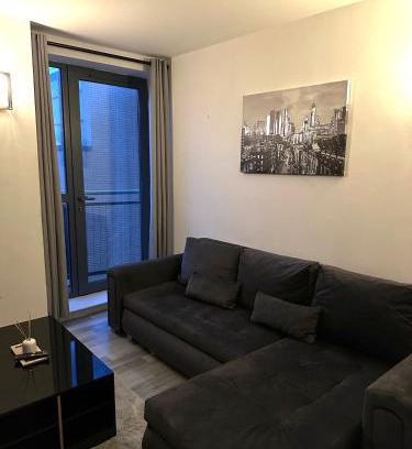Sheffield Apartment | West street -City Centre Sky Line Square
