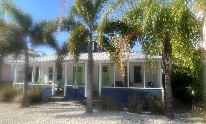 Bradenton Beach Cottage | West Unit of Beach to Bay Cottage.just 100 feet from Gulf Beach!