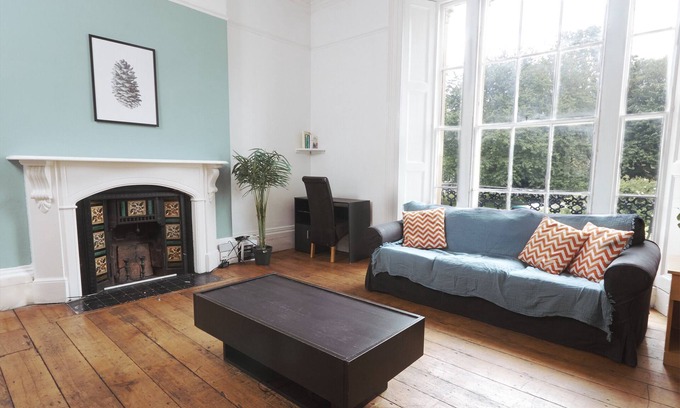 Clifton House | Westbourne Place Townhouse - by Clifton Short Lets