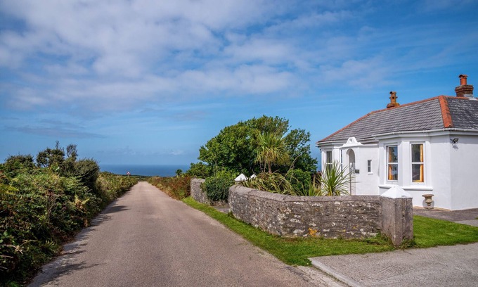 Pendeen Cottage | Western Watch