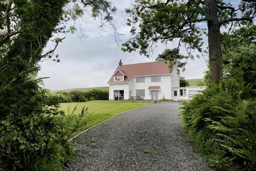 Crynant House | Westfields
