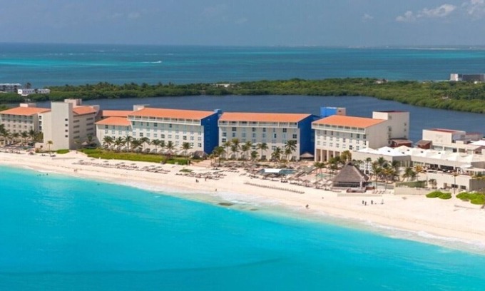 Zona Hotelera Resort | Westin Cancun Resort Villas & Spa Two Bedroom Villa Ocean View