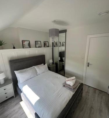 Bogside Apartment | Westland Suites - Stylish, Modern, Elegant, Central Apartments