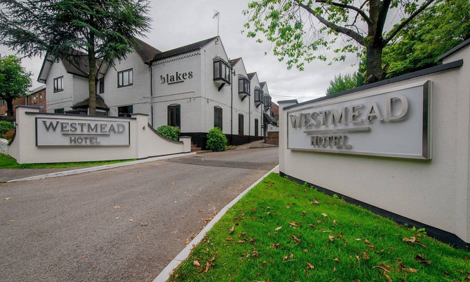 Hopwood Hotel | Westmead Hotel