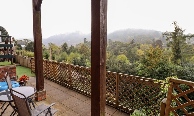 Llangollen Cottage | Westoe Hideaway