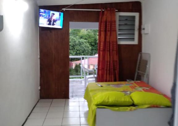 Bas Vent Apartment | Weston