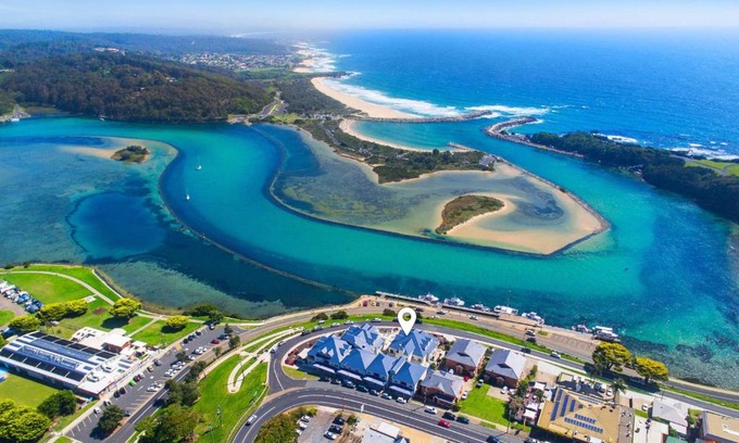 Narooma Apartment | Wharf Apartment Unit 7