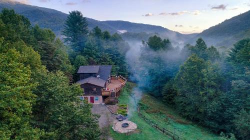 Hot Springs Apartment | Wheel Of Bliss Retreat