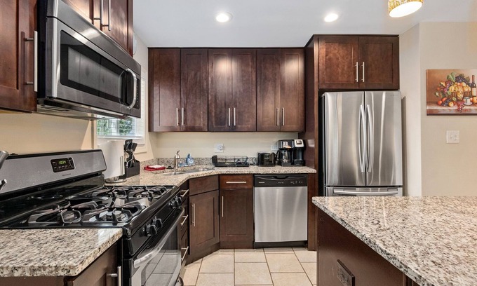 Wheeling House | Wheeling Rental