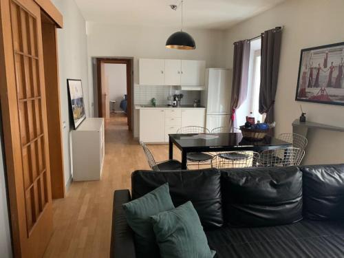 Roman Ghetto Apartment | When in Rhome- city centre cozy apartment