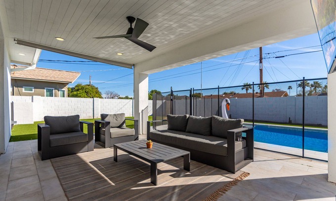 Scottsdale Highlands House | When In Roma-In Old Town- Private Pool - Fire Pit