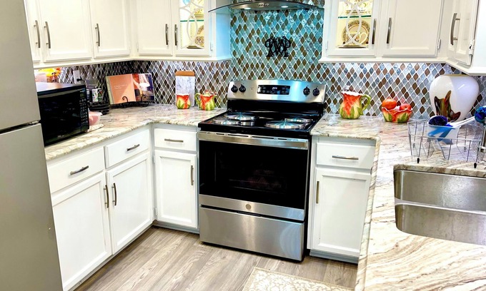 Drayton Condo | Where Home & Hospitality Meet
