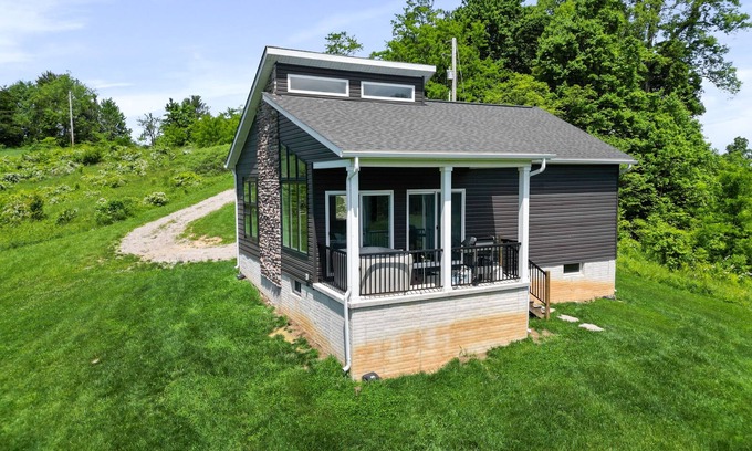 McArthur Cottage | Whip-Poor-Will-Cottage