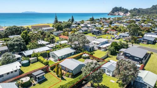 Whiritoa House | WHIR19A - Whiritoa Beach Bach