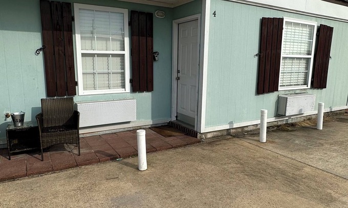 Boothville Condo | Whiskey Bay Lodge #4