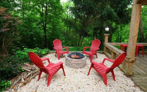 Sevierville Villa | Whiskey Ridge