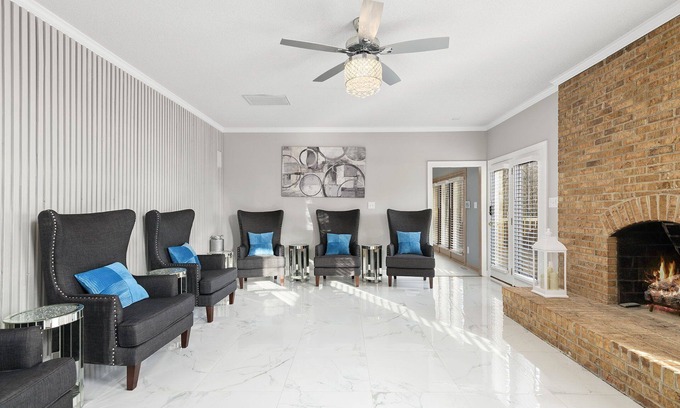 Greensboro House | Whisper Chateau