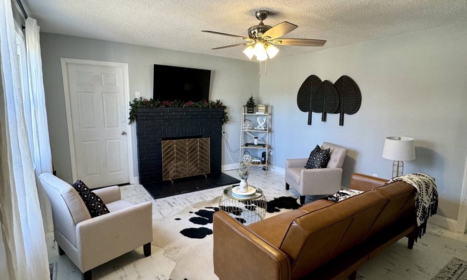 Easley House | Whispering Meadow Cottage