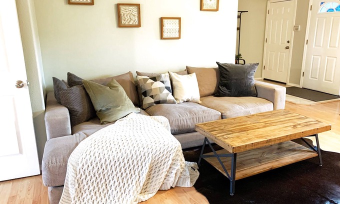 Aloha House | ༄✦ Whispering Woods Oasis✦༄ | 5B/3BA, W/Pool Table