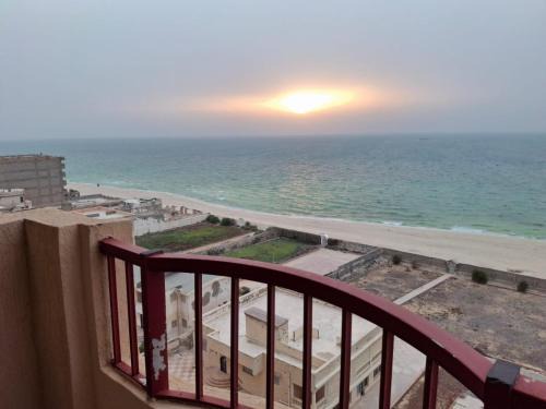 Al-'Amriyah Apartment | Whispers of Waves