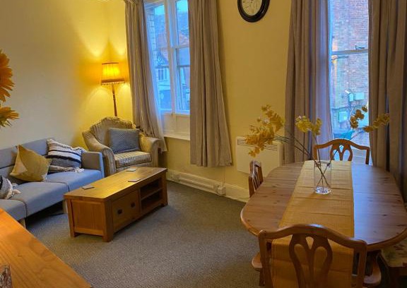 Whitchurch Apartment | Whitchurch Shropshire Town duplex flat