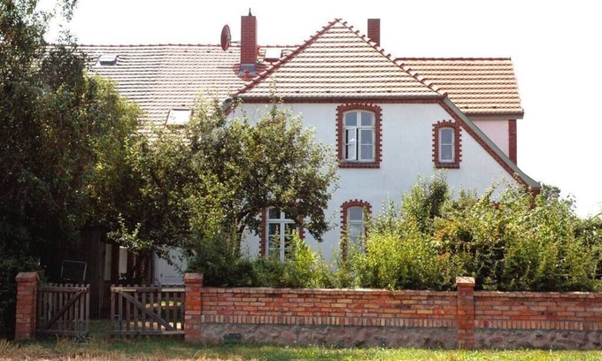 Bastorf House | White Garden Living in the historic farmhouse