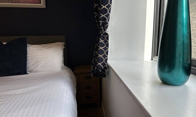 Plymouth Apartment | White Lanes by Pureserviced
