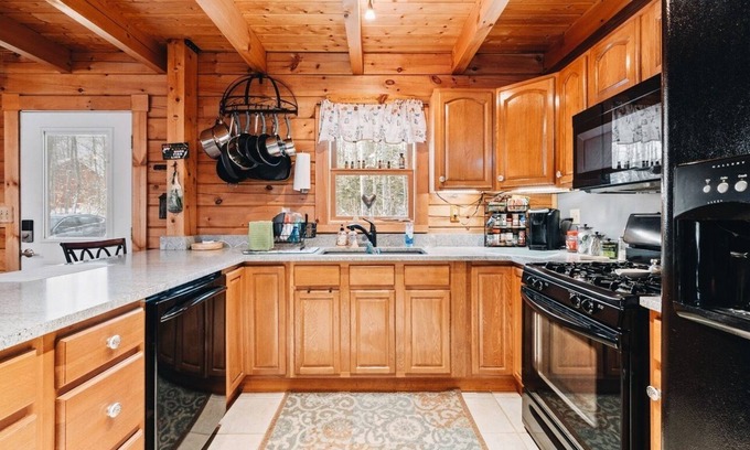 Warren Cabin | White Mountain Forest Cabin Retreat