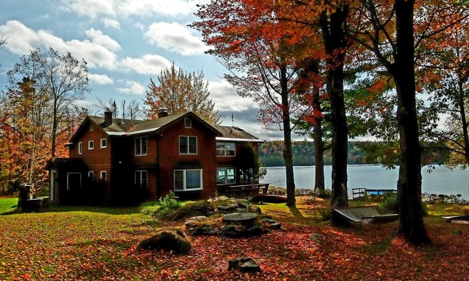 Whitefield House | White Mountain Lakefront Retreat